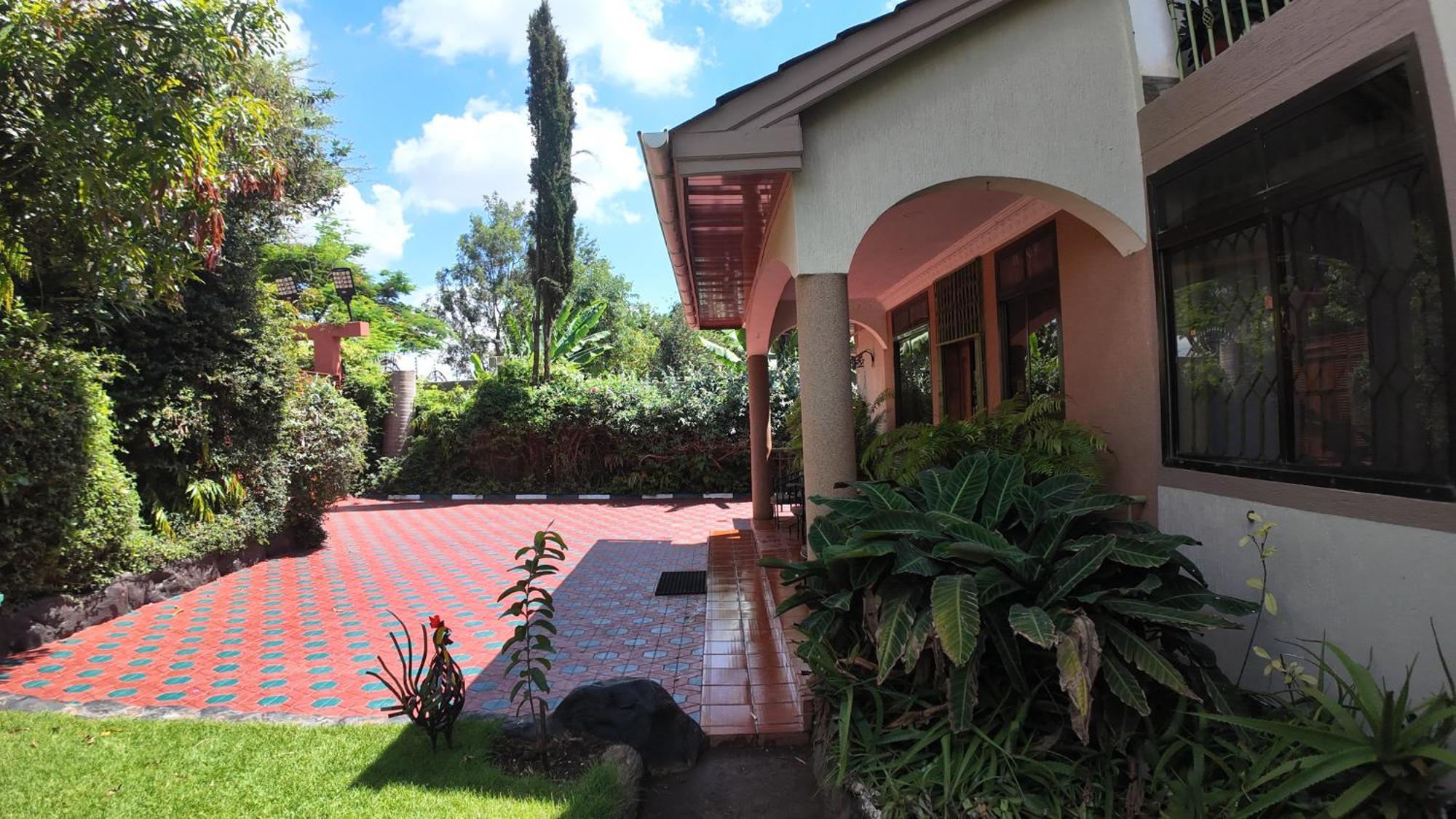 Korona House Hotel Arusha Exterior photo